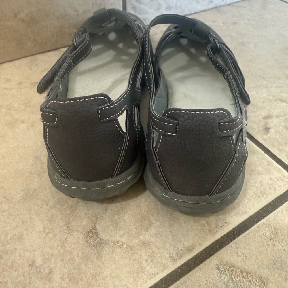 JBU Memory Foam Cutout Sandal Shoes with Buckle BY Jambu Size 7M - Picture 5 of 10